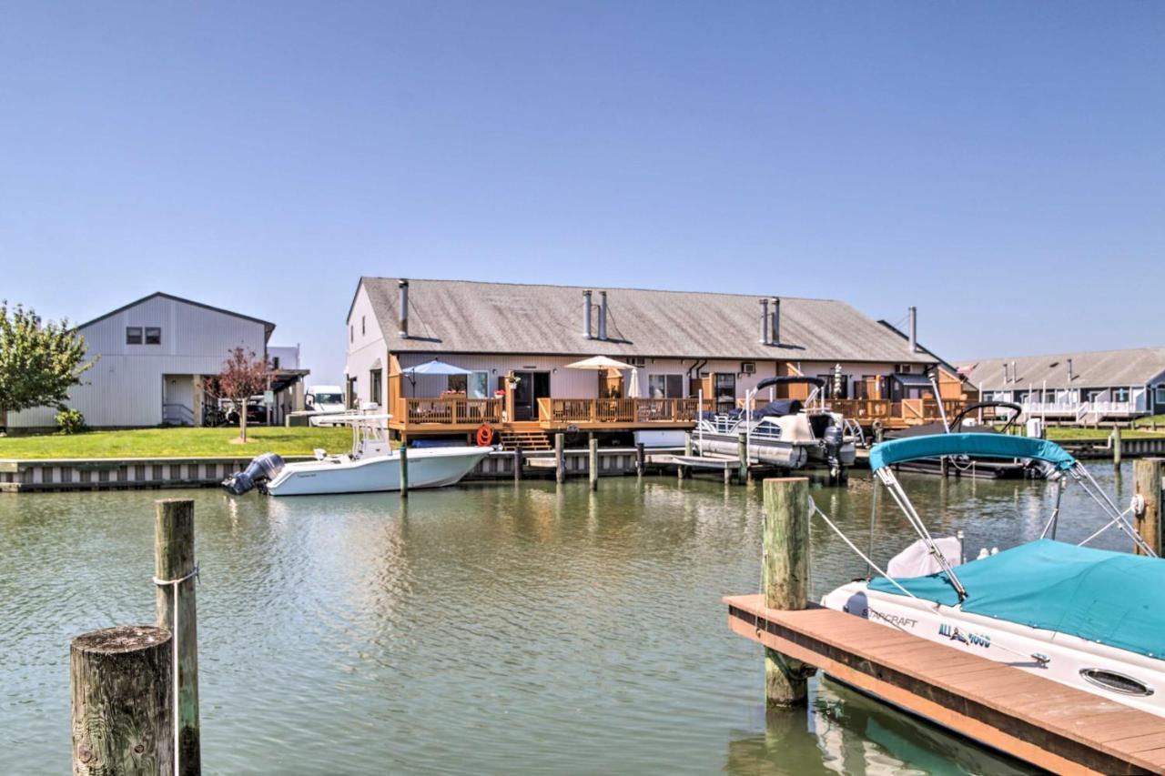 Airy Ocean City Condo On Canal Front With Deck! Exterior photo